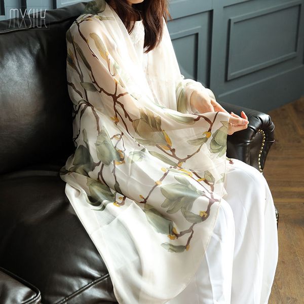 2018 new fashion hand-drawn magnolia pattern long scarf 100% silk vacation beach sunscreen protection large shawl, Blue;gray
2018 new fashion hand-drawn magnolia pattern long scarf 100% silk vacation beach sunscreen protection large shawl, Blue;gray