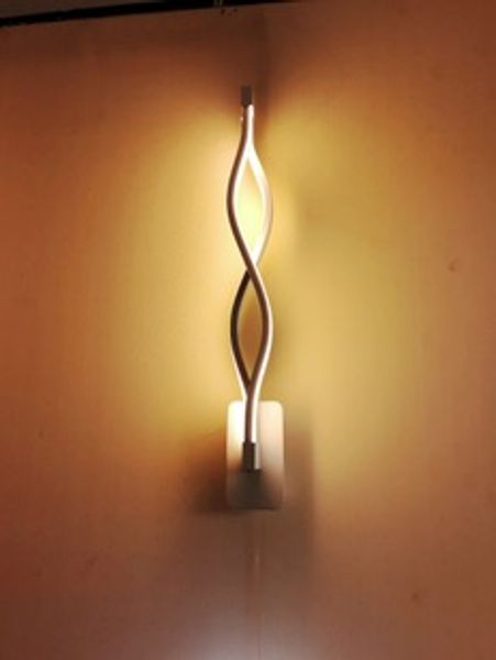 modern minimalistic creative bedroom aisle living room tv background led aluminum wave wall lamp
modern minimalistic creative bedroom aisle living room tv background led aluminum wave wall lamp