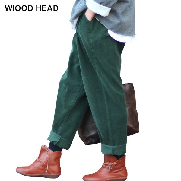 2017 women corduroy pants vintage autumn autumn casual thicken warm elastic waist loose coon pleated trousers, Black;white
2017 women corduroy pants vintage autumn autumn casual thicken warm elastic waist loose coon pleated trousers, Black;white