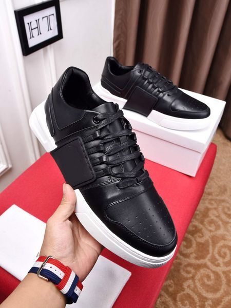 2018 arena HOT New breathable mesh shoes balsen lovers fashion casual shoes luxury brand man brand flats trainer shoes Free ship 163303
2018 arena HOT New breathable mesh shoes balsen lovers fashion casual shoes luxury brand man brand flats trainer shoes Free ship 163303