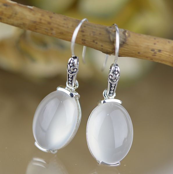 earings fashion jewelry product 925 tremella decorations, natural jade pulp earrings, women's antique fashion, thai earrings, Golden;silver
earings fashion jewelry product 925 tremella decorations, natural jade pulp earrings, women's antique fashion, thai earrings, Golden;silver