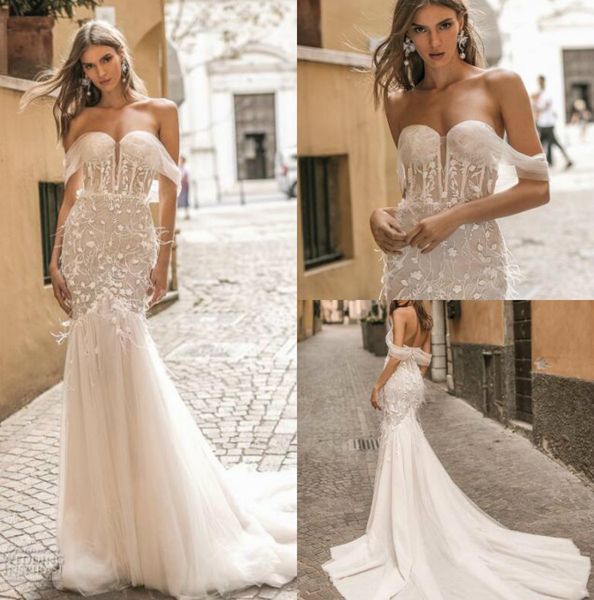 berta privée 2019 wedding dresses off shoulder lace bridal gowns with feathers sweep train backless beach boho wedding dress custom, White
berta privée 2019 wedding dresses off shoulder lace bridal gowns with feathers sweep train backless beach boho wedding dress custom, White