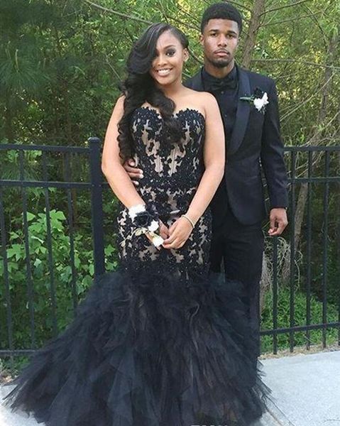 2018 long prom dresses mermaid sweetheart beads sleeveless black lace appliques evening party gowns wear tiered skirts sheath plus size, Black;red
2018 long prom dresses mermaid sweetheart beads sleeveless black lace appliques evening party gowns wear tiered skirts sheath plus size, Black;red