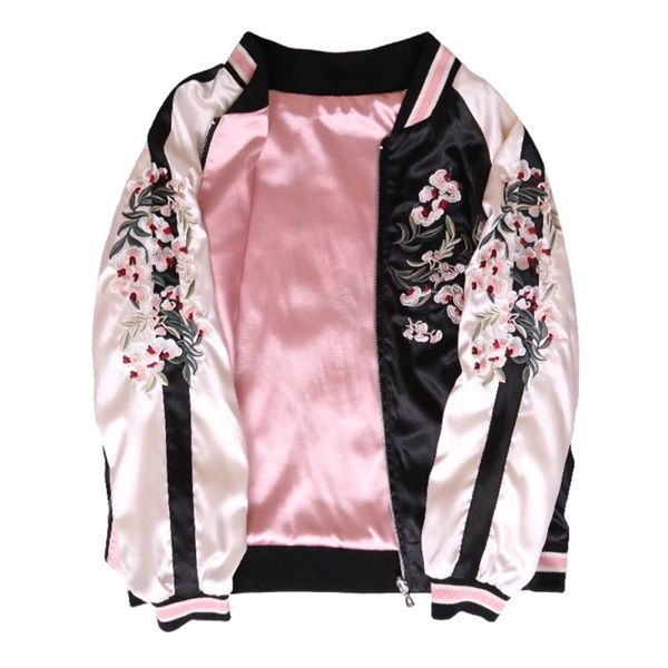 O-Neck Embroidery Bomber Jacket Women Harajuku Pilot Jacket Short Female Casual Basic Jackets Coat Outerwear Jackets New
O-Neck Embroidery Bomber Jacket Women Harajuku Pilot Jacket Short Female Casual Basic Jackets Coat Outerwear Jackets New