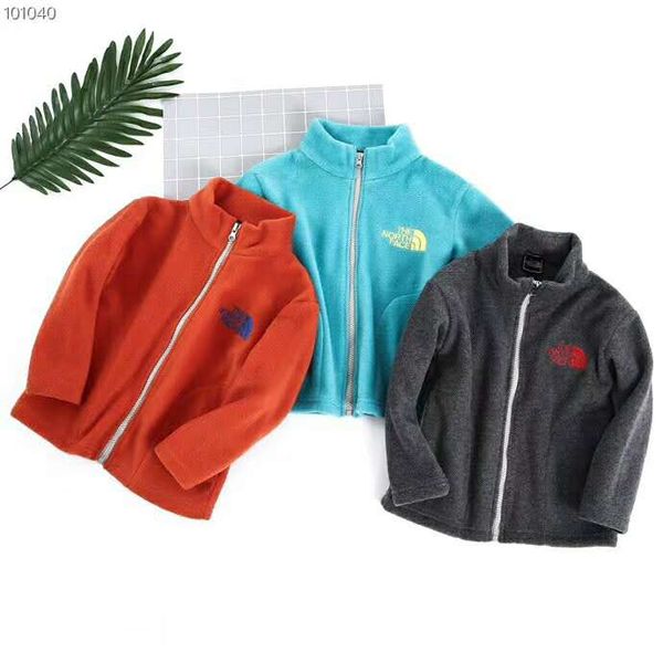hot selling trademark north cardigan is thickened and dusted duvet duvet windbreaker with children's thermal jacket inside
hot selling trademark north cardigan is thickened and dusted duvet duvet windbreaker with children's thermal jacket inside