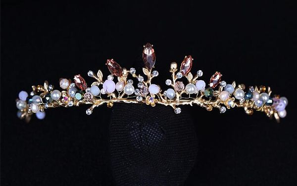 european baroque retro bride crown headdress gold pearl crystal crown headdress wedding p studio accessories, Slivery;golden
european baroque retro bride crown headdress gold pearl crystal crown headdress wedding p studio accessories, Slivery;golden
