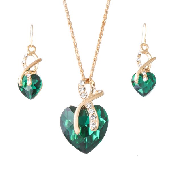 romantic heart pattern crystal earrings necklace set silver color chain jewelry sets wedding jewelry valentine's gift
romantic heart pattern crystal earrings necklace set silver color chain jewelry sets wedding jewelry valentine's gift