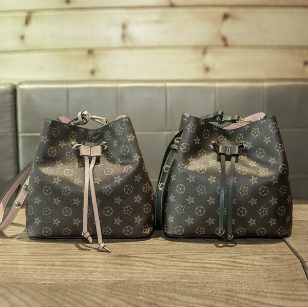 bags Women handbags Casual fashion ladies bag Small Mom's bag Cross Body Shoulder Bags Totes designer handbags Luxury High quality PVC A42
bags Women handbags Casual fashion ladies bag Small Mom's bag Cross Body Shoulder Bags Totes designer handbags Luxury High quality PVC A42