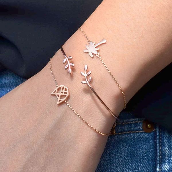 byspt 3pcs/set women's fashion punk bracelet simple leaf metal chain bracelet bohemian retro jewelry accessories, Golden;silver
byspt 3pcs/set women's fashion punk bracelet simple leaf metal chain bracelet bohemian retro jewelry accessories, Golden;silver