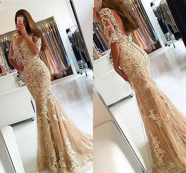 vintage lace applique scoop mermaid evening dresses half sleeves long floor length prom gowns backless arabic formal party dress, Black;red
vintage lace applique scoop mermaid evening dresses half sleeves long floor length prom gowns backless arabic formal party dress, Black;red