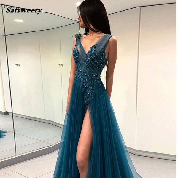 v-neckline beaded appliques high slit tulle open back evening party prom gowns vestidos de fiesta prom long elegant dresses, Black;red
v-neckline beaded appliques high slit tulle open back evening party prom gowns vestidos de fiesta prom long elegant dresses, Black;red