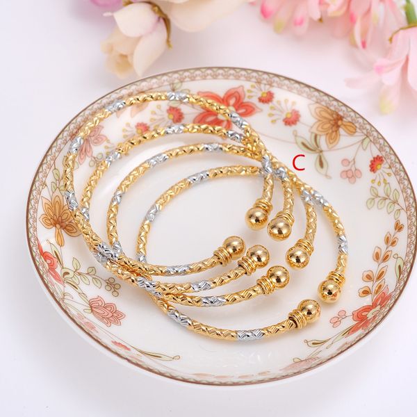 whole sale4pcs new gold & silver cuff bangle for women female bracelets bangles mixed color jewelry men bangle kids children girls, Black
whole sale4pcs new gold & silver cuff bangle for women female bracelets bangles mixed color jewelry men bangle kids children girls, Black