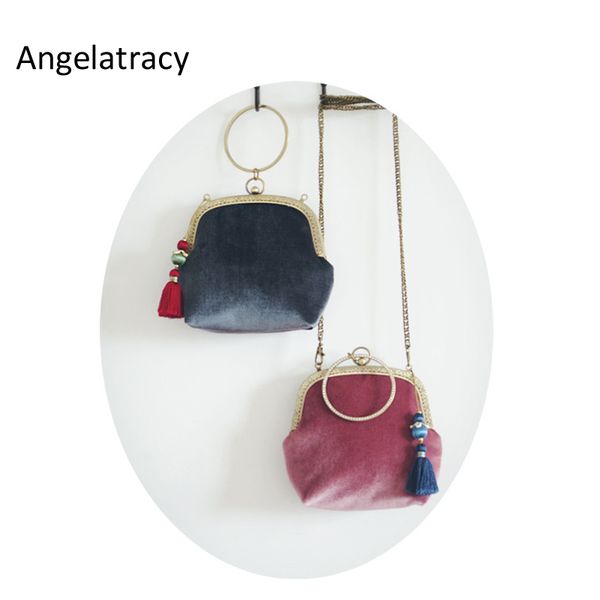 angelatracy 2018 classical velvet tassel women bag velvet solid wristlets with tassel chinese frame bags antique vintage retro
angelatracy 2018 classical velvet tassel women bag velvet solid wristlets with tassel chinese frame bags antique vintage retro