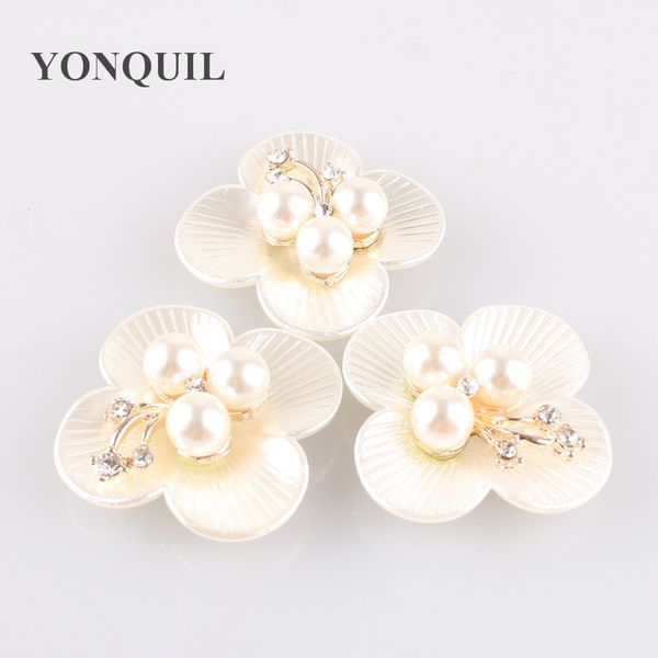 2018 new fashion pearl brooch pins flower love wedding jewelry luxurious pins and brooches for women flower kampanula -accessories sybb57, Blue;slivery
2018 new fashion pearl brooch pins flower love wedding jewelry luxurious pins and brooches for women flower kampanula -accessories sybb57, Blue;slivery