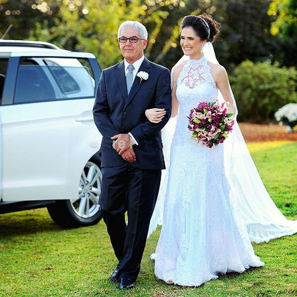 romantic wedding dresses high neck sleeveless button back appliques lace customize vintage bridal gowns garden vestido de noiva, White
romantic wedding dresses high neck sleeveless button back appliques lace customize vintage bridal gowns garden vestido de noiva, White
