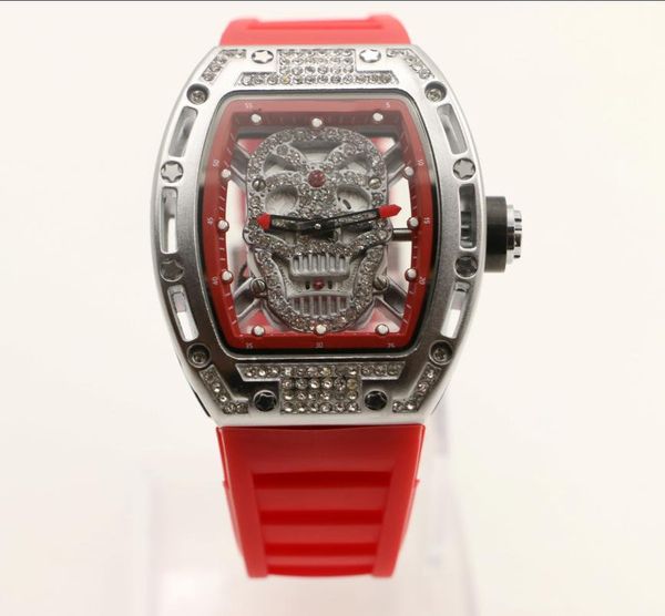 Skull Tourbillon Tonneau Mens Wristwatch 43Mm Diamond Skeleton Quartz Watch Watches Transparent Sapphire Glass Back Red Rubber Band FU160
Skull Tourbillon Tonneau Mens Wristwatch 43Mm Diamond Skeleton Quartz Watch Watches Transparent Sapphire Glass Back Red Rubber Band FU160