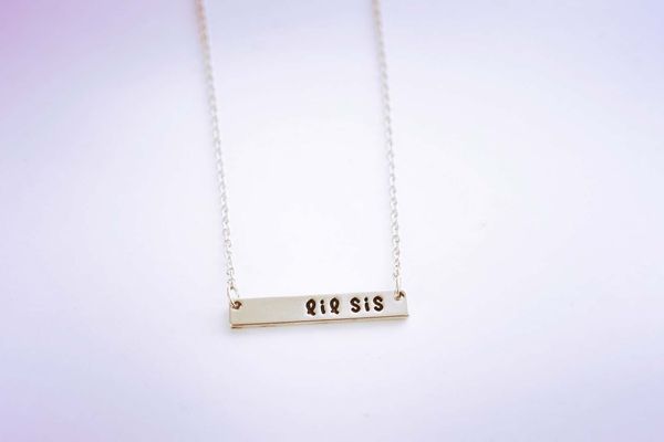 little sister/mid sister bar necklace gold/silver plated necklace gift for sister/friends minimalist fashion jewelry pendant necklace
little sister/mid sister bar necklace gold/silver plated necklace gift for sister/friends minimalist fashion jewelry pendant necklace