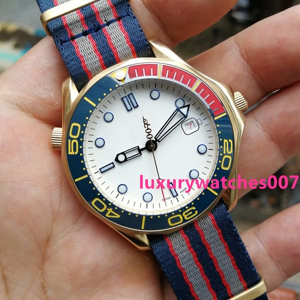 Luxury commander wri twatche ceramic bezel 007 automatic movement tainle canva trap port men men watch watche
Luxury commander wri twatche ceramic bezel 007 automatic movement tainle canva trap port men men watch watche