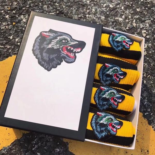 men designer long socks wolf head embroidered with box striped jacquard unisex cotton sport socks 4pairs box free shipping
men designer long socks wolf head embroidered with box striped jacquard unisex cotton sport socks 4pairs box free shipping