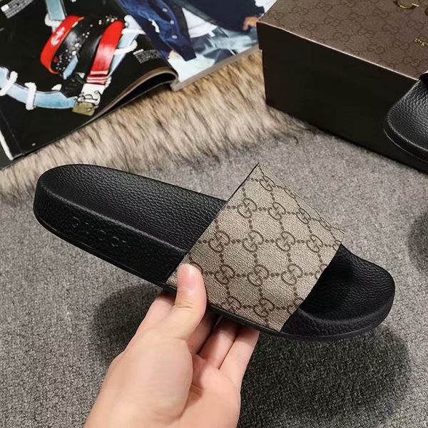 2019 Men's and women's sandals shoes classic lattice slides summer fashion wide flat flat sandals slippers slippers with box 35-45