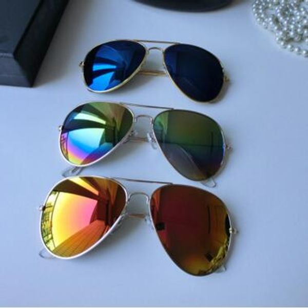 2018 latest fashion classic style metal frame colored mirror sun sunglasses fashion accessories glasses dazzle glasses pilot sunglasses, White;black
2018 latest fashion classic style metal frame colored mirror sun sunglasses fashion accessories glasses dazzle glasses pilot sunglasses, White;black