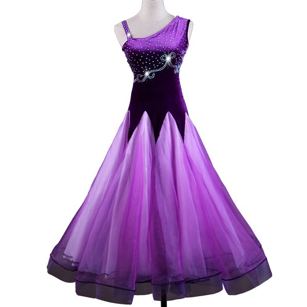 standard ballroom dancing dress women ballroom dance competition dress flamenco d0178 4 colors with rhinestones bra cup big sheer hem, Black;red
standard ballroom dancing dress women ballroom dance competition dress flamenco d0178 4 colors with rhinestones bra cup big sheer hem, Black;red