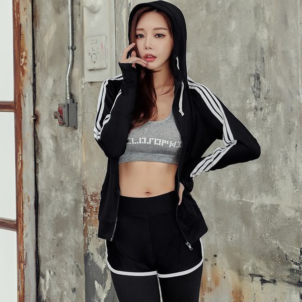 autum spring high waist three pieces yoga set sportswear women sports bra fitness clothing sports shorts gym workout crop top, White;red
autum spring high waist three pieces yoga set sportswear women sports bra fitness clothing sports shorts gym workout crop top, White;red