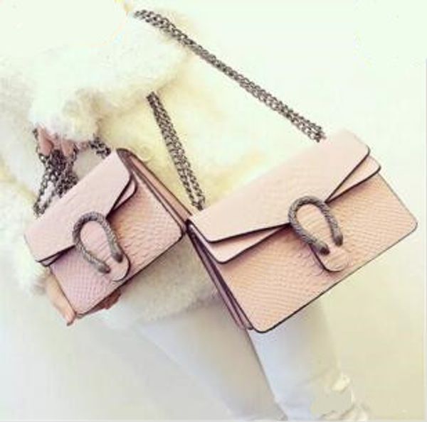 Bolsa de Ombro shoes_01
Bolsa de Ombro shoes_01