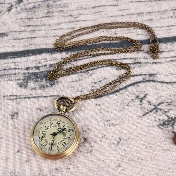 vintage style steampunk beige dial roman numbers small pocket watch necklace pendant, Slivery;golden
vintage style steampunk beige dial roman numbers small pocket watch necklace pendant, Slivery;golden