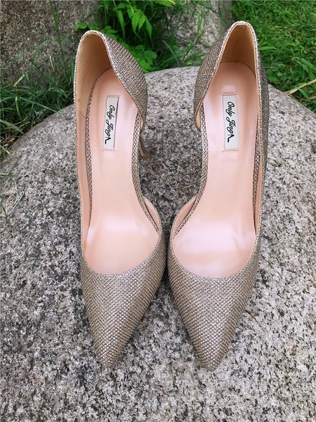 real p genuine leather lady gold glitter point toe lady high heel shoes pump size 33-43 ladies heels wedding 12cm 10cm 8cm, Black
real p genuine leather lady gold glitter point toe lady high heel shoes pump size 33-43 ladies heels wedding 12cm 10cm 8cm, Black