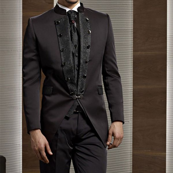 2017 groom tuxedo chocolate double-breasted wedding dinner groom men suits man bridegroom men suit (jacket+pants+tie+vest, White;black
2017 groom tuxedo chocolate double-breasted wedding dinner groom men suits man bridegroom men suit (jacket+pants+tie+vest, White;black