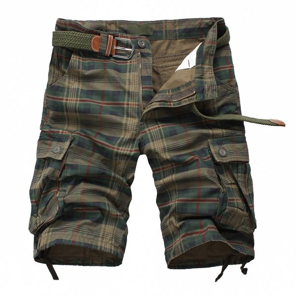 casual men's plaid summer shorts, White;black