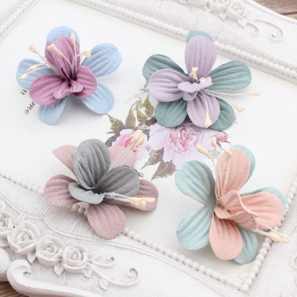 new design 50pcs/lot colorful suede cartoon lilies flowers shape handmade microfiber floral fashion headband solid headwear
new design 50pcs/lot colorful suede cartoon lilies flowers shape handmade microfiber floral fashion headband solid headwear