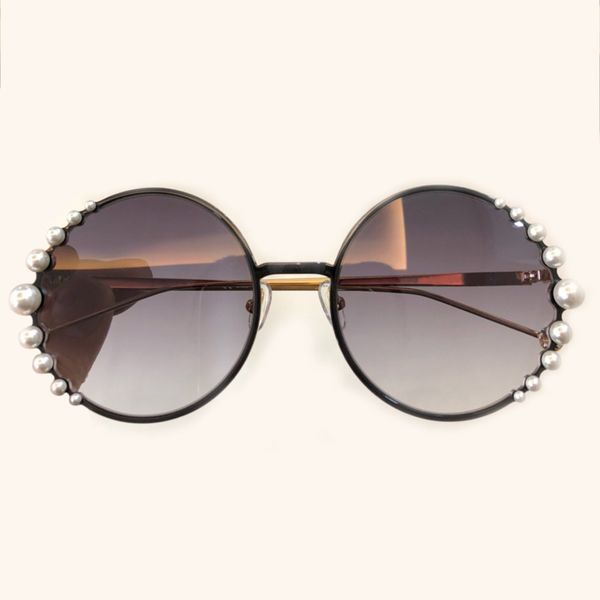 round sunglasses for women brand designer oculos de sol feminino vintage fashion eyewear female shades with box, White;black
round sunglasses for women brand designer oculos de sol feminino vintage fashion eyewear female shades with box, White;black