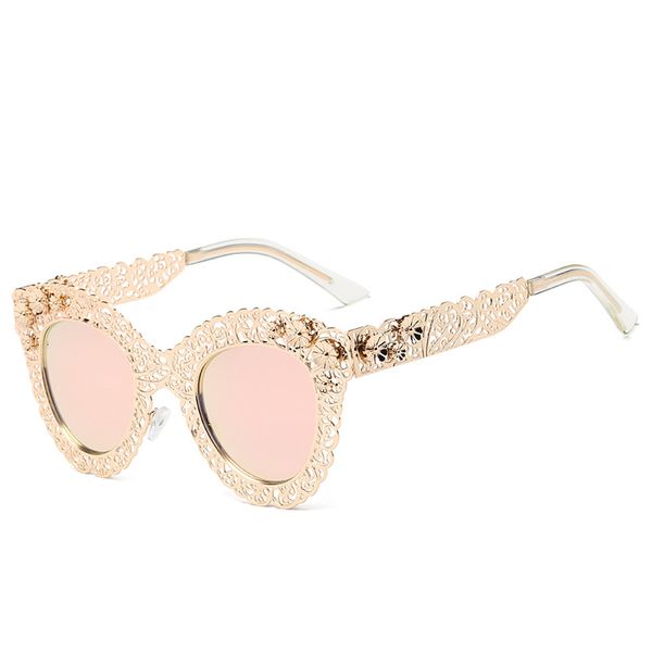 mincl/ 2017 cat eye sunglasses retro decorative mirror sunglasses crystal full metal lace with the box lxl, White;black
mincl/ 2017 cat eye sunglasses retro decorative mirror sunglasses crystal full metal lace with the box lxl, White;black