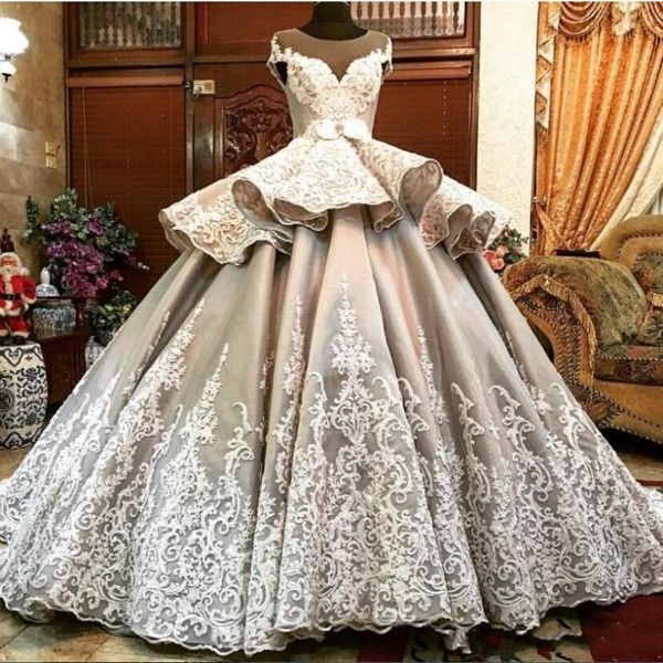 gorgeous lace ball gown wedding dresses caped sheer neckline peplum appliques satin vintage wedding gowns bow robe de mariée bridal wear, White
gorgeous lace ball gown wedding dresses caped sheer neckline peplum appliques satin vintage wedding gowns bow robe de mariée bridal wear, White