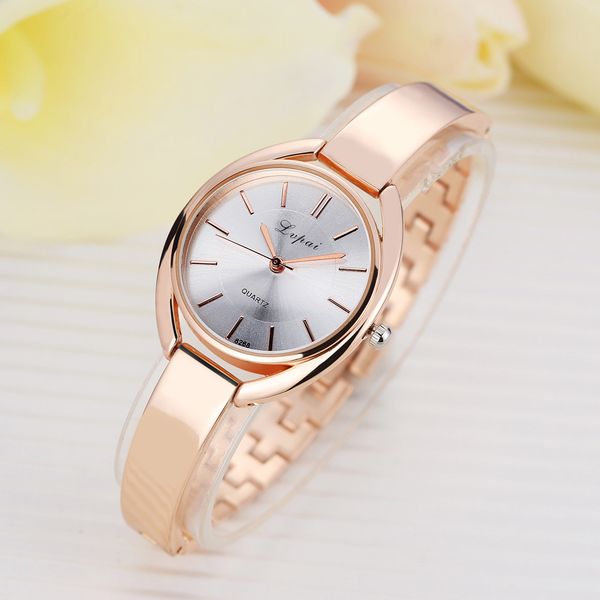 2018 women bracelet watches fashion women dress wristwatch ladies quartz sport rose gold male watch, Slivery;brown
2018 women bracelet watches fashion women dress wristwatch ladies quartz sport rose gold male watch, Slivery;brown