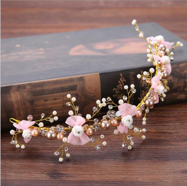 bridal ornaments, pink butterfly, hair ribbon, flower drill, brides, wedding accessories, headbands, Slivery;golden
bridal ornaments, pink butterfly, hair ribbon, flower drill, brides, wedding accessories, headbands, Slivery;golden