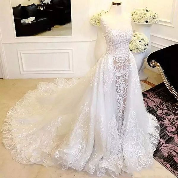 винтажные overskirts свадебные платья с открытой шеей блестки кружева свадебное платье с длинным тюлем молния назад граф поезд страны свадеб, White
винтажные overskirts свадебные платья с открытой шеей блестки кружева свадебное платье с длинным тюлем молния назад граф поезд страны свадеб, White