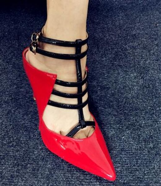 chaussure femme patent leather t-strap black and white women pumps ankle buckles pointy toe stiletto high heels women shoes
chaussure femme patent leather t-strap black and white women pumps ankle buckles pointy toe stiletto high heels women shoes
