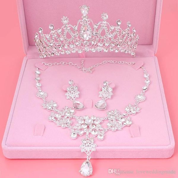 2018 Cheap Bling Bling Set Crowns Necklace Earrings Alloy Crystal Sequined Bridal Jewelry Accessories Wedding Tiaras Headpieces Hair
2018 Cheap Bling Bling Set Crowns Necklace Earrings Alloy Crystal Sequined Bridal Jewelry Accessories Wedding Tiaras Headpieces Hair