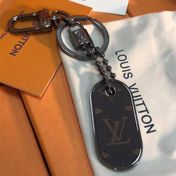 Высокое качество роскошный брелок M63618 замок кожаный автомобиль брелки сумка из н
Высокое качество роскошный брелок M63618 замок кожаный автомобиль брелки сумка из н