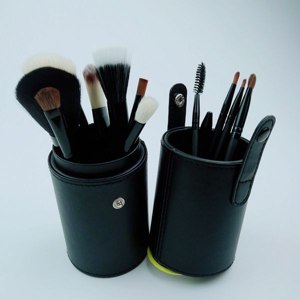 12шт кисти портативный кисти для макияжа круглый pen holder косметический инструмент кожа pu кубок контейнерные solid colors
12шт кисти портативный кисти для макияжа круглый pen holder косметический инструмент кожа pu кубок контейнерные solid colors