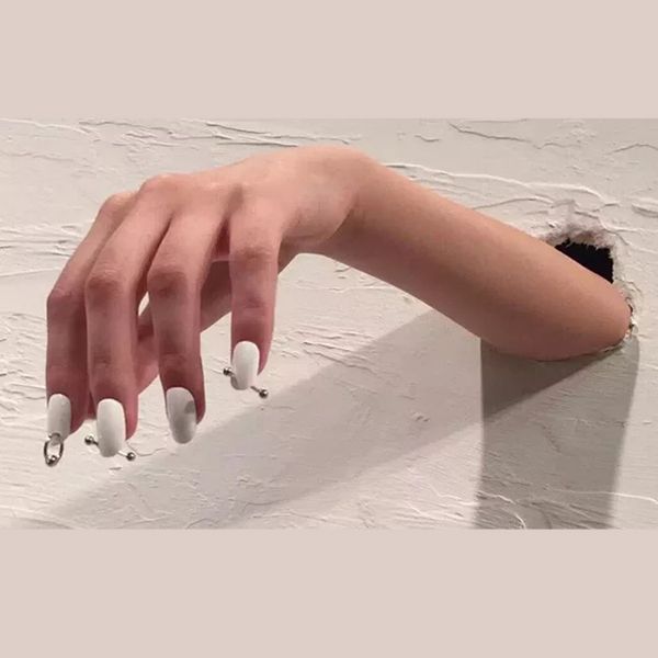 ins new gothic birght white pure color with sliver ring 3d fake nails american punk style false nails 24pcs lady full nail tips, Red;gold
ins new gothic birght white pure color with sliver ring 3d fake nails american punk style false nails 24pcs lady full nail tips, Red;gold
