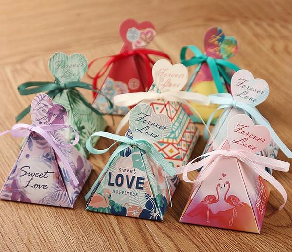 свадебные сувениры подарок на день рождения коробка треугольная пирамида цветок листья конфеты коробки сердце теги+лента
свадебные сувениры подарок на день рождения коробка треугольная пирамида цветок листья конфеты коробки сердце теги+лента