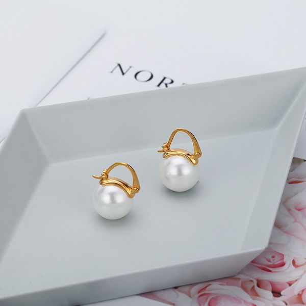 shanice new pearl earrings 925 sterling silver jewelry vintage style natural freshwater pearl stud earring for women gift
shanice new pearl earrings 925 sterling silver jewelry vintage style natural freshwater pearl stud earring for women gift
