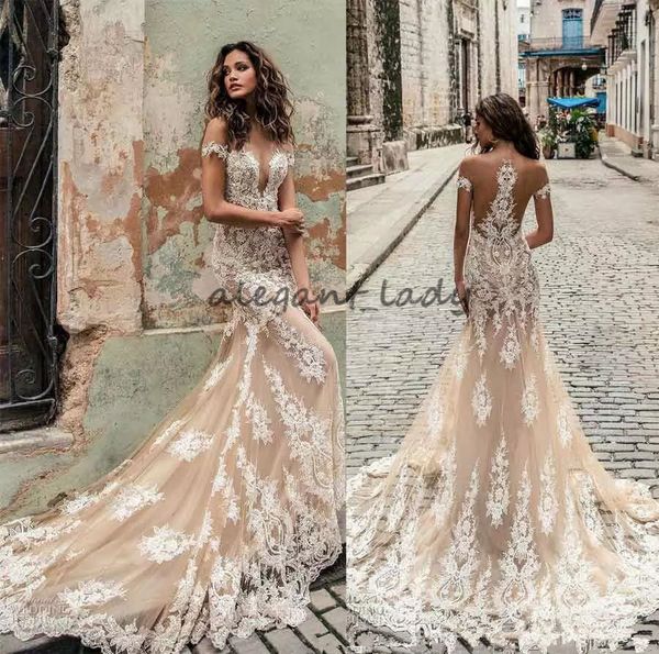 champagne julie vino mermaid wedding dresses 2018 off shoulder deep plunging neckline bridal gowns sweep train lace wedding dress, White
champagne julie vino mermaid wedding dresses 2018 off shoulder deep plunging neckline bridal gowns sweep train lace wedding dress, White