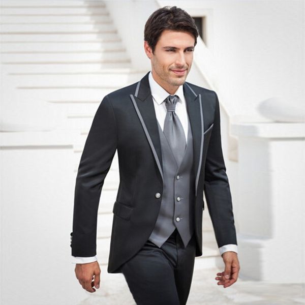 

Black Groom Tuxedos Men Suits Wedding Suit Grey Peaked Lapel Slim Fit Groomsmen Blazer 3 Piece Jacket Pants Vest Custom Made Groomsmen