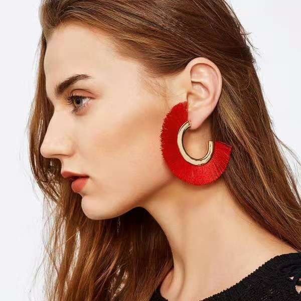 semicircular fringes charm earrings tassel alloy ear drop bohemia fan ear jewelry six colors red black white orange dark navy blue colorful, Golden
semicircular fringes charm earrings tassel alloy ear drop bohemia fan ear jewelry six colors red black white orange dark navy blue colorful, Golden
