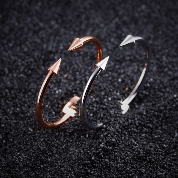 new classic titanium steel spike cuff bracelet bangle for lover open woman screw bangle feminina jewelry, Black
new classic titanium steel spike cuff bracelet bangle for lover open woman screw bangle feminina jewelry, Black